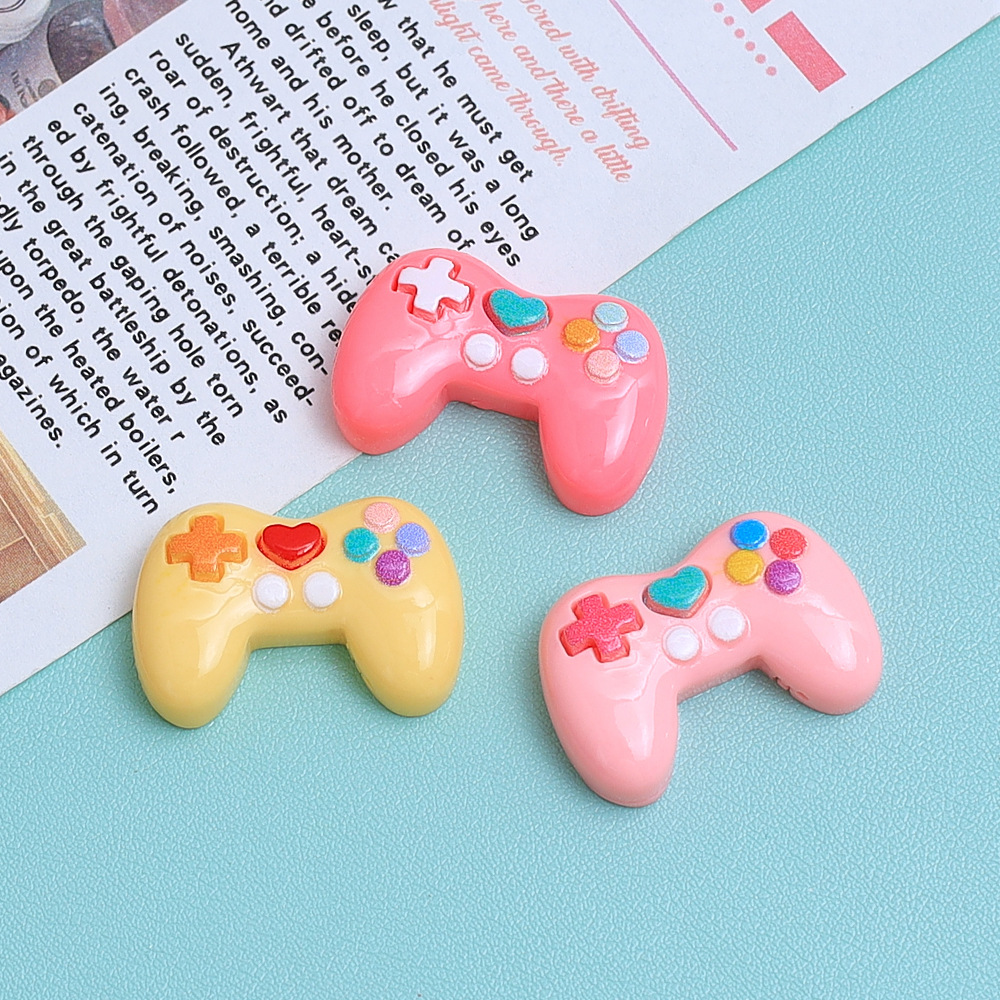 5個入り カラフルゲーム機ゲームパッド樹脂チャーム イヤリン - Gaming Console With のレビューと価格
