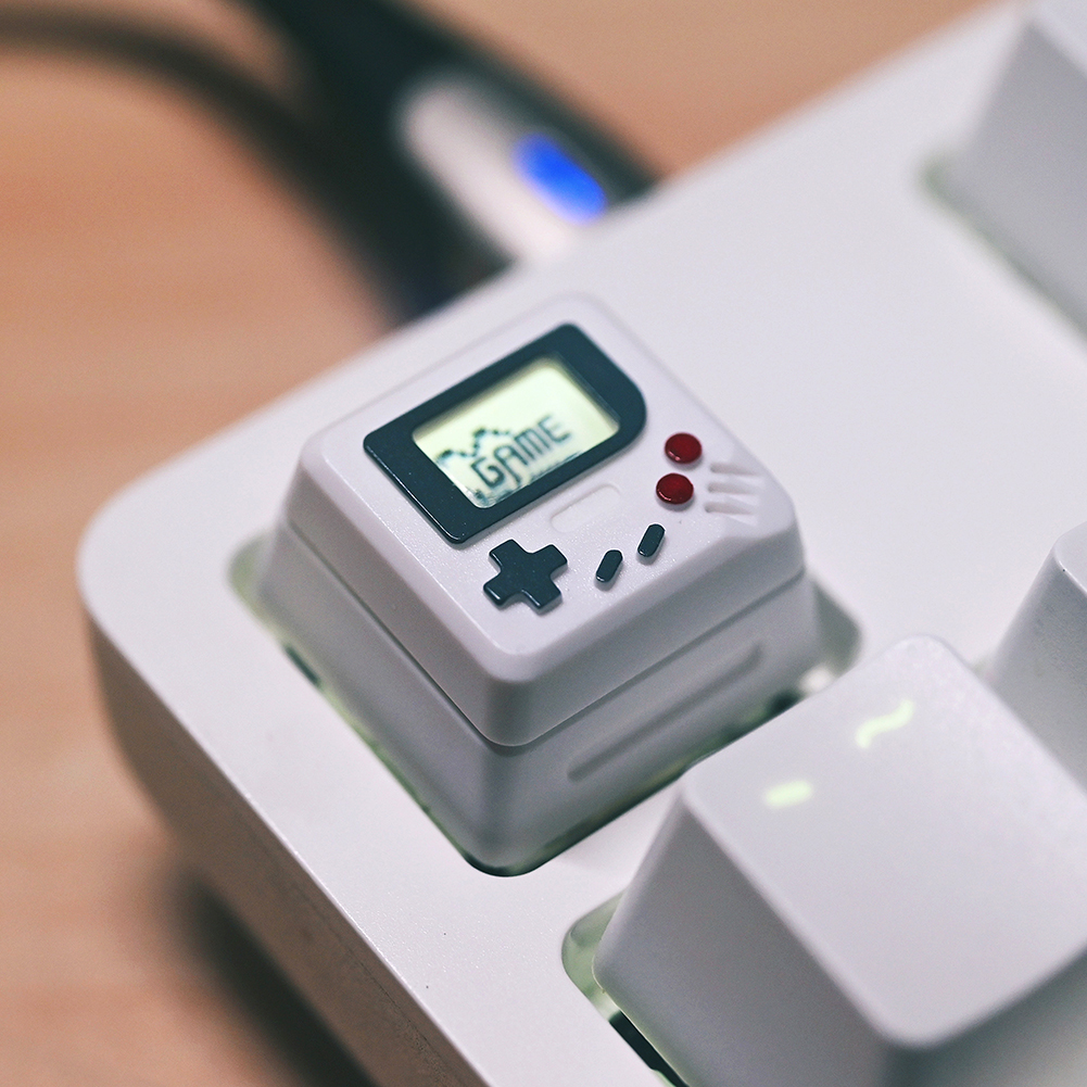 K-04 3-in-1 透明ゲーミングメカニカルキーボードキ - Gaming Console Retro のレビューと価格