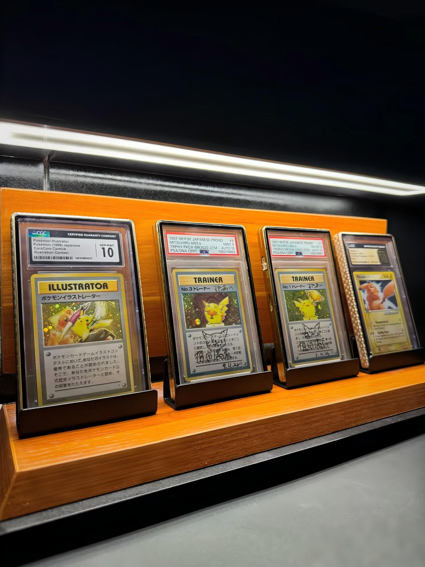 PSA CGC BGSスラブコレクターギフト 35ptカード - Gaming Card Holder のレビューと価格